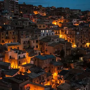 https://la-terrazza-di-empedocle.sicilyhotelsitaly.net