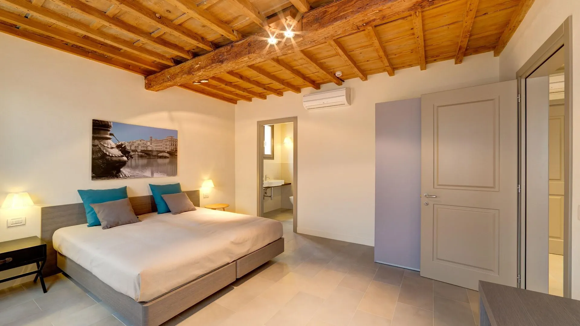 Aparthotel Mannaioni Suites Florence