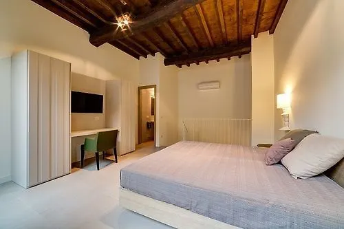 Aparthotel Mannaioni Suites Florence